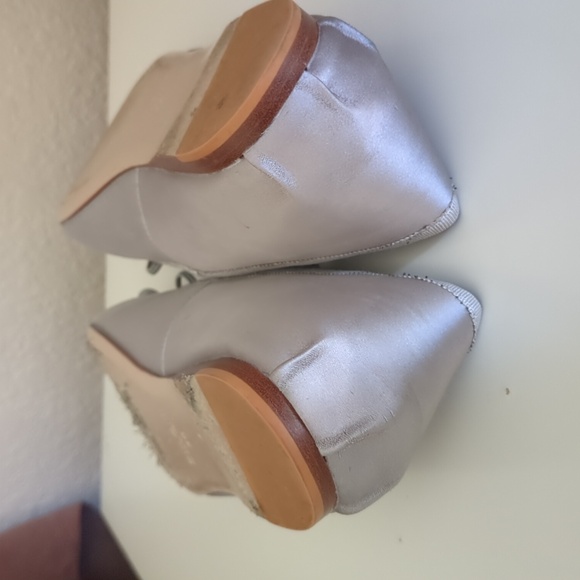 Miu Miu Inspired Satin Ballerinas Shoes - Picture 4 of 5